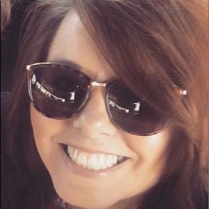 Meet your Posher, Rhonda